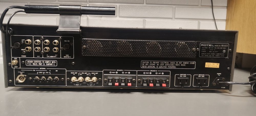Amplituner ROTEL RX-603. Vintage
