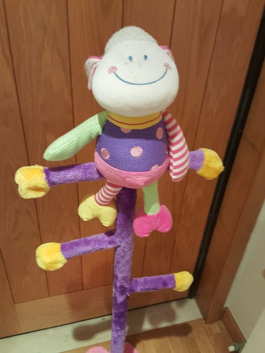 Bengaleiro colorido quarto criança