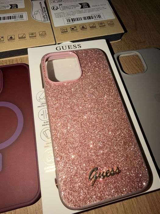 Etui guess z pudelkiem do iphone 13 pro max