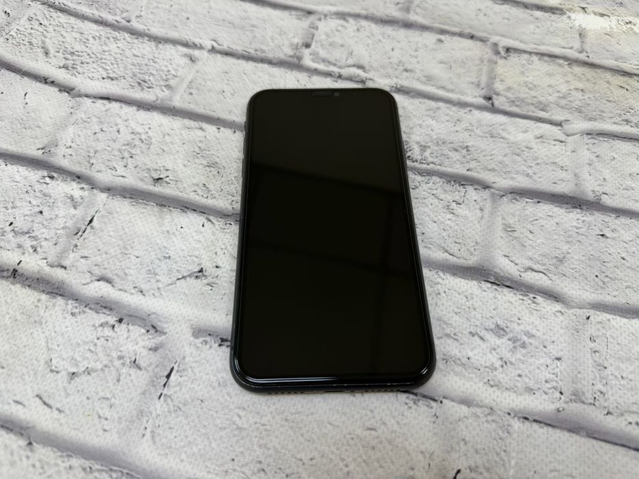 Iphone 11 256gb neverlock Global Black 180$