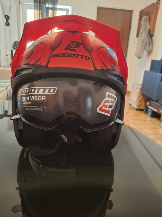 Capacete integral NOVO