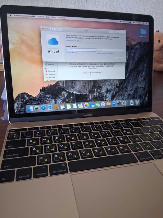 Appl MacBook 12" Retina (Early 2015) 256Gb Gold-Гарному стані