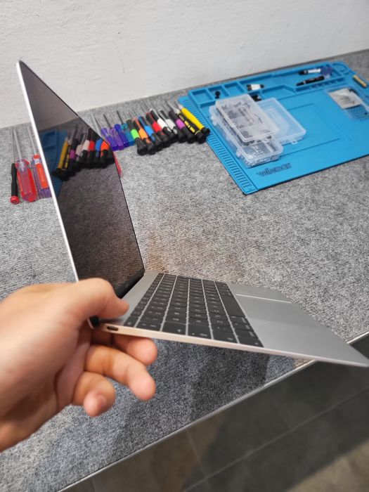Macbook Air A1534