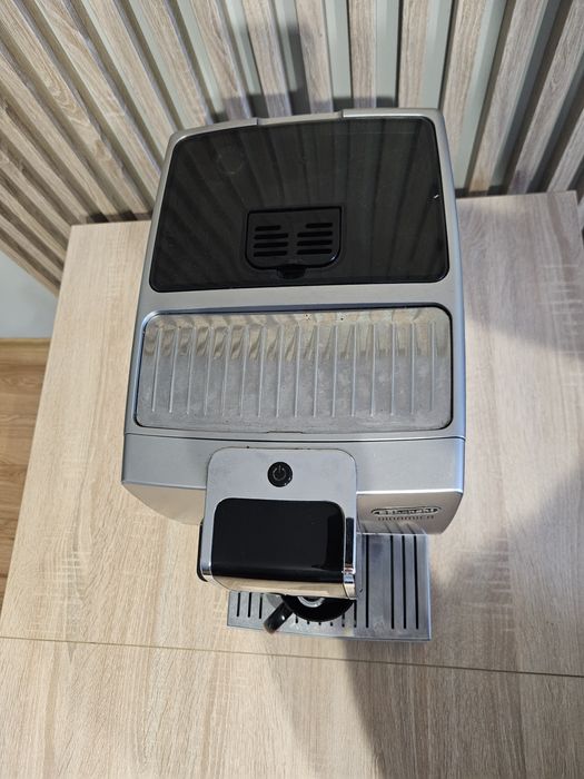 Ekspres ciśnieniowy Delonghi ECAM350