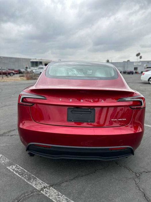 2024 Tesla Model 3 Long Range