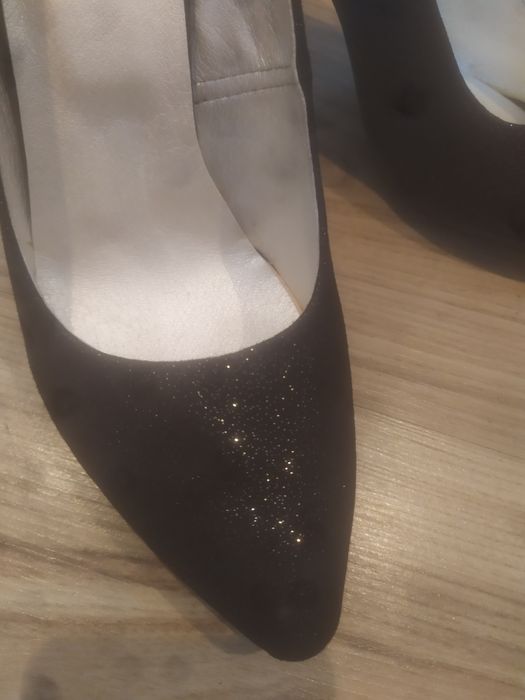 Buty czarne szpilki 40