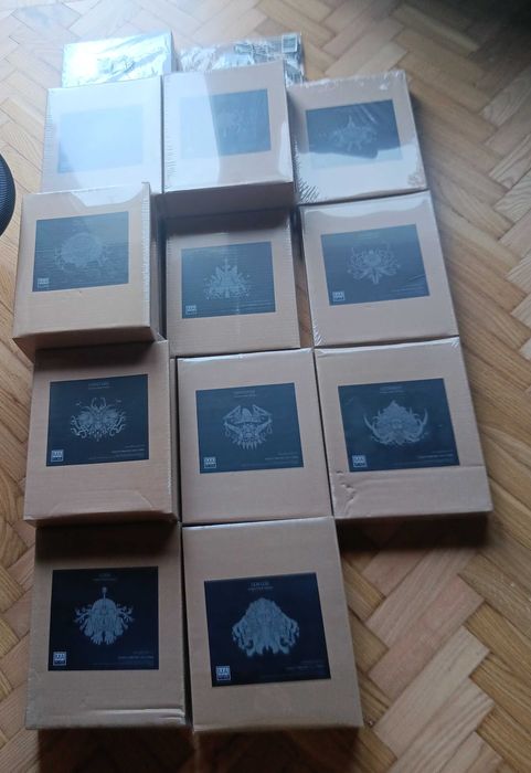 Kingdom death monster 1.6 Expansions vol.1 + White Gigalion KDM