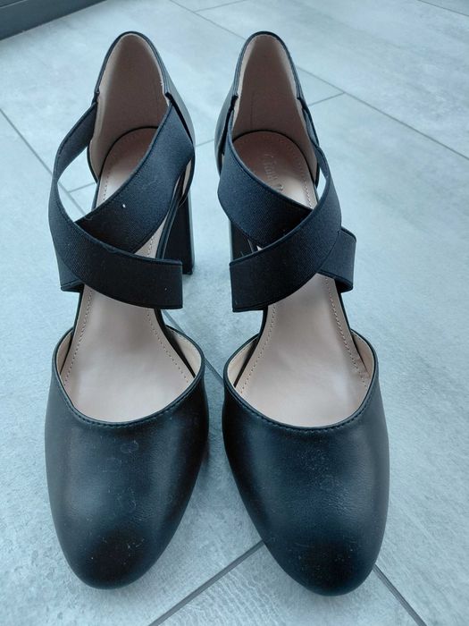 damskie buty na obcasie rozm. 39