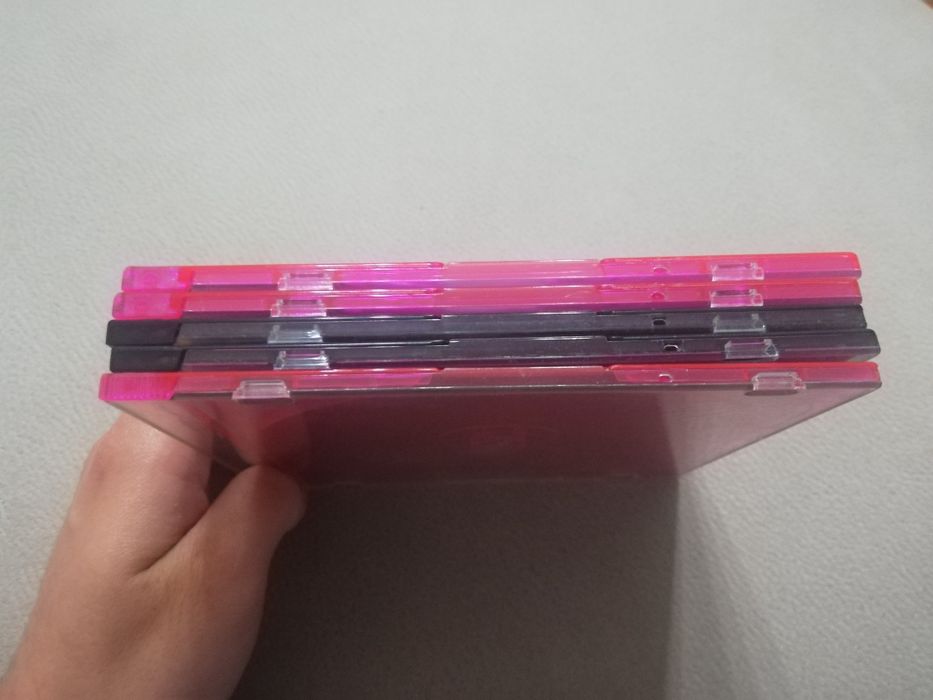 5 caixas coloridas para CD's