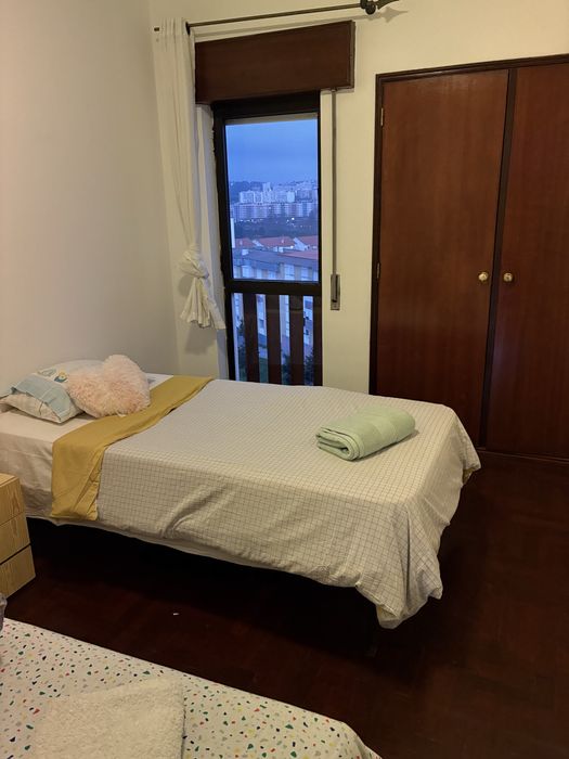 Quarto para arrendar