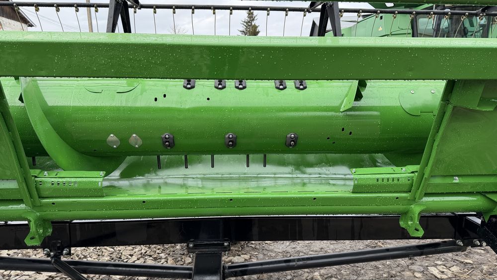 Жниварка John Deere 625R