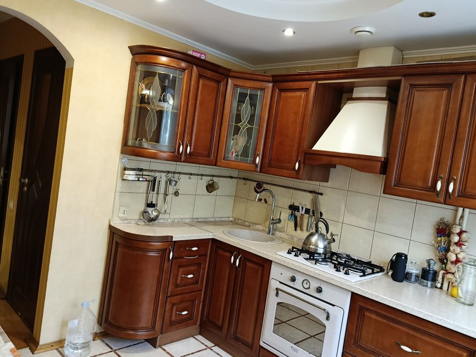 Продам квартиру 2кімнатна