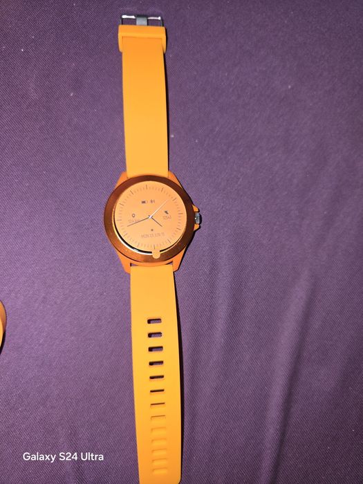 Sprzedam nowy zegarek smartfach