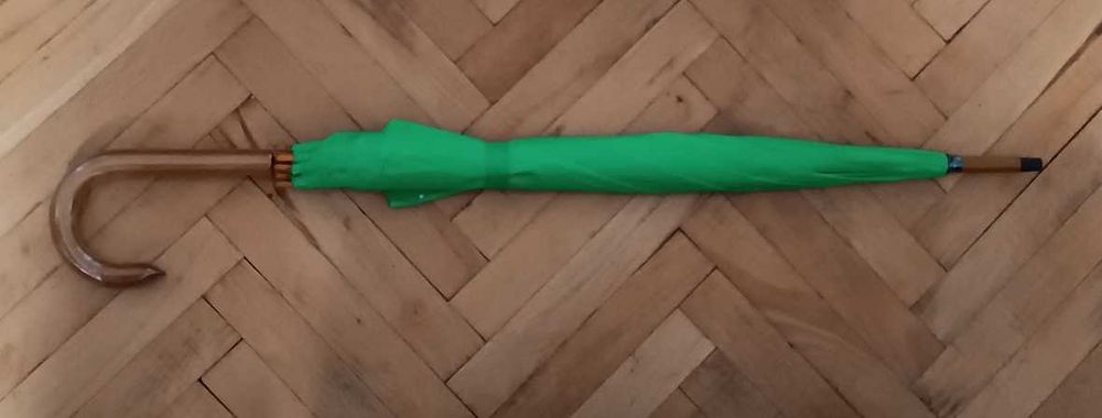 parasol przeciwdeszczowy duży z drewnianą rączką