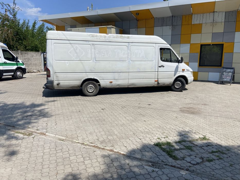 Вантажні перевезення / грузоперевозки.