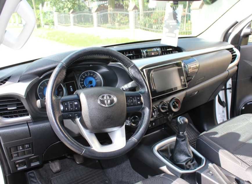 Разборка Toyota Hilux  дзеркало ліве праве