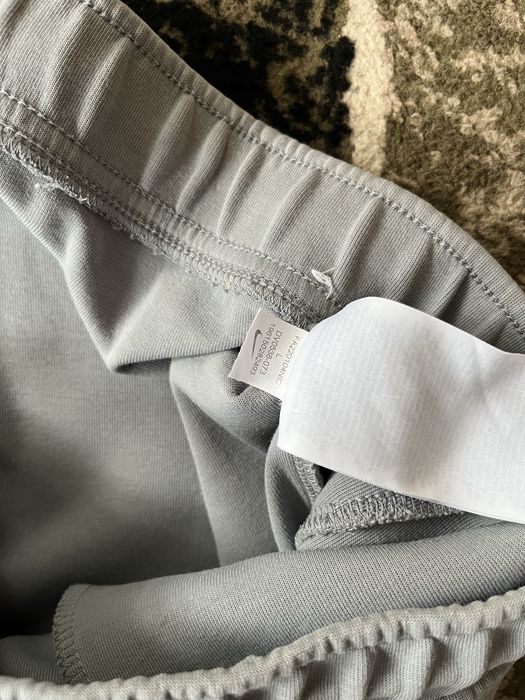 Спортивні штани Nike tech fleece