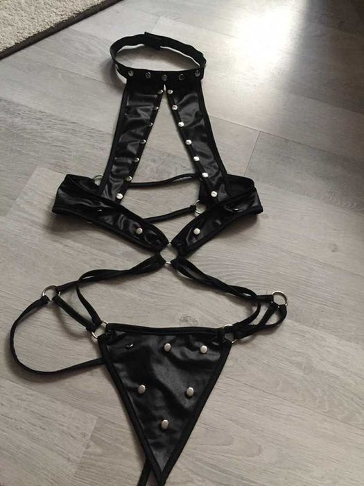 body bielizna z dżetami