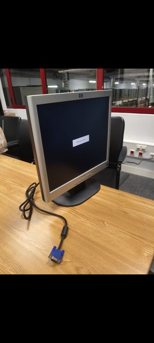 Monitor LG e Monitor HP