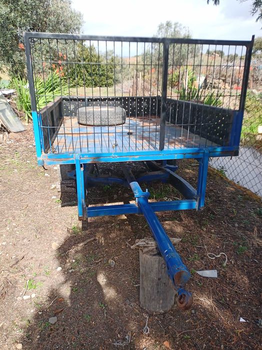 Atrelado para trator