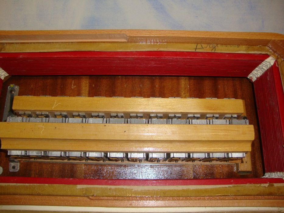 Acordeao* Bernard Junior 4 Voz 120 Baixos N. 16