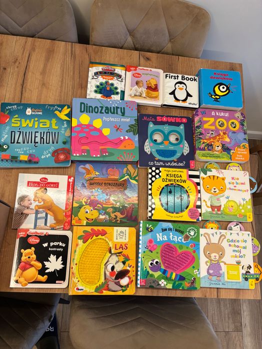Zestaw 16 książeczek dla malucha