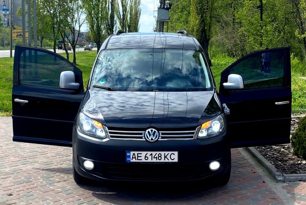VW Caddy, Long. Універсал (Пасажир), 2011р.в.