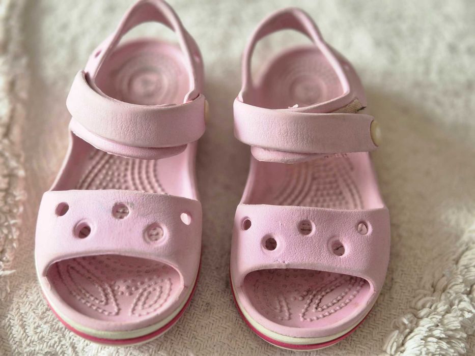 Sandały crocs C9 25