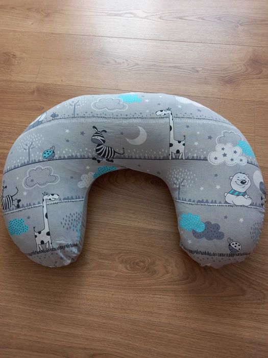 Poduszka do karmienia Jukki  + pokrowiec