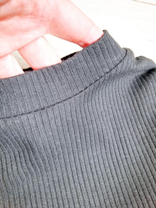 Футболка в рубчик нарядна на дівчинку 8-10 років