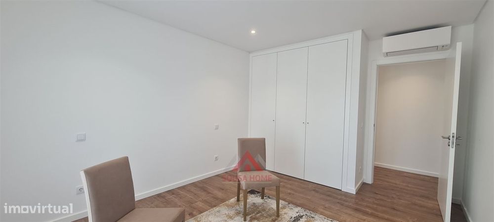 Apartamento T3 - Terraço c/ churrasqueira / Garagem