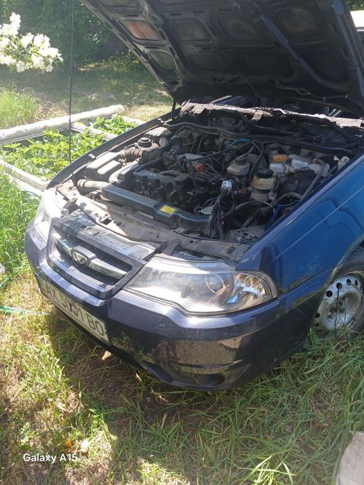 Автомобиль Daewoo
