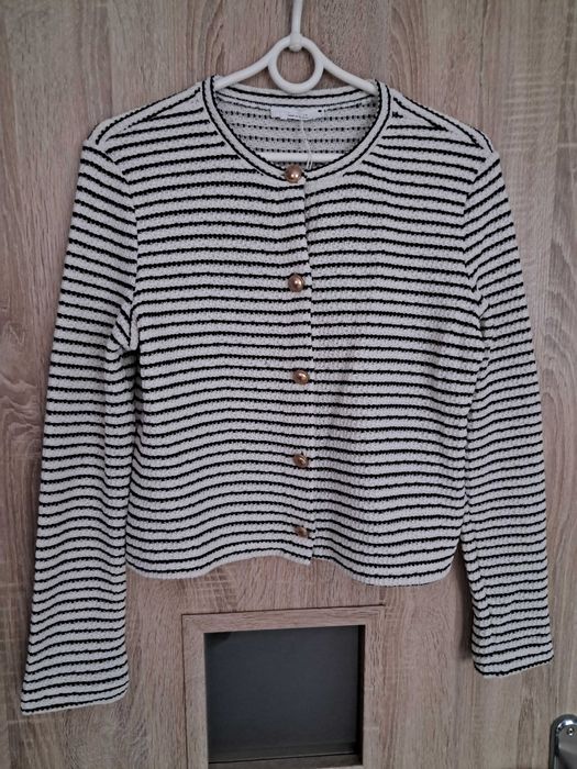 Biało-czarny sweterek w paski r. S