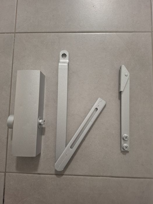 Samozamykacz do drzwi o wadze max 65kg