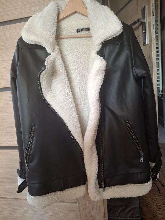 Kurtka S młodzieżowa.