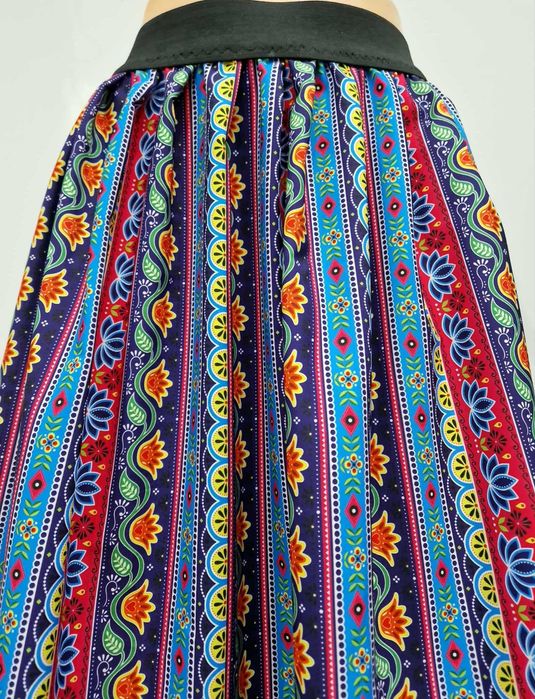 Spódnica ludowa, pasiak, etniczne wzory M(38)