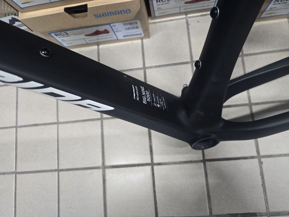 Quadro 29 carbono L novo