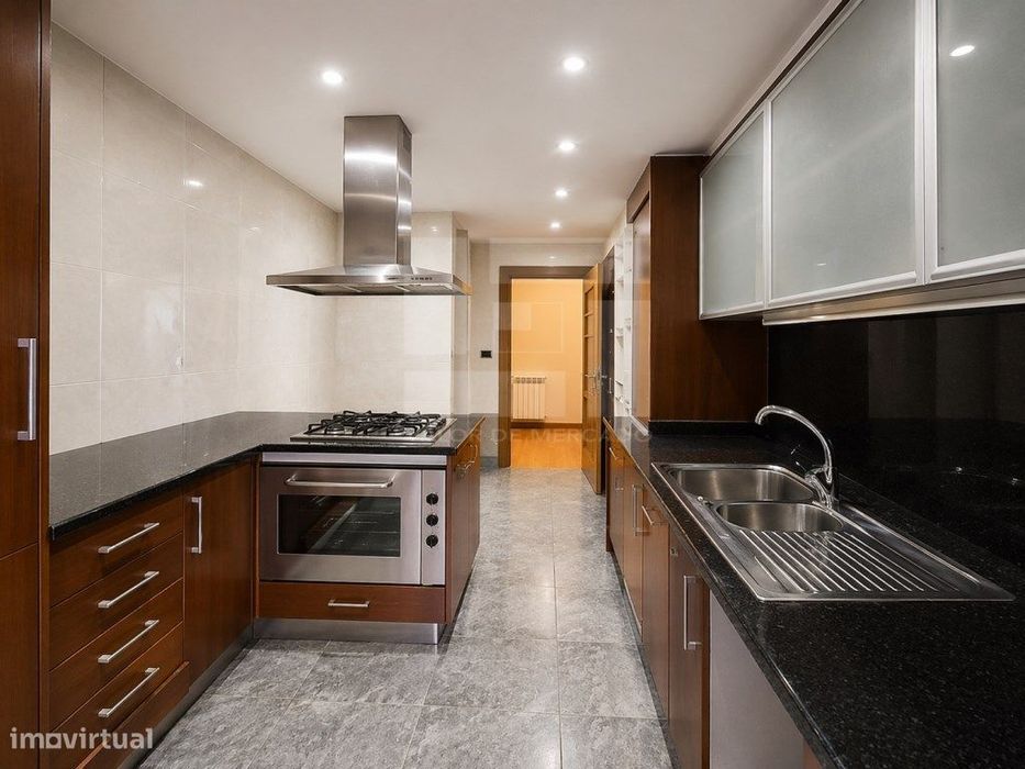 Apartamento T2 - Edifício Varandas Da Lezíria, Vila Franca De Xira — Vila Franca de Xira, Lisboa