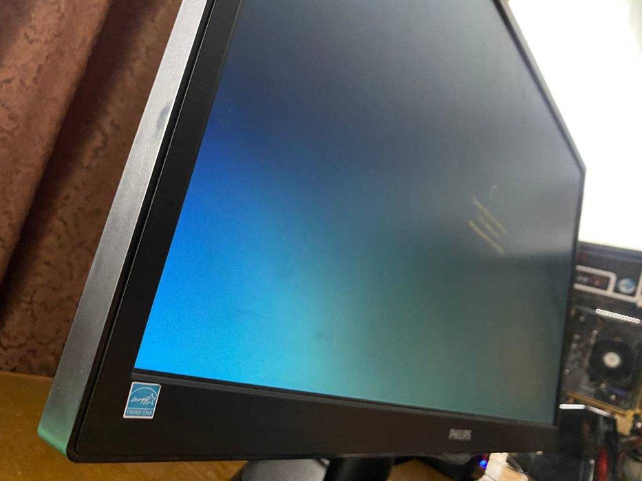Продаю монітор Philips 243V5LSB/62. Повністю в робочому стані