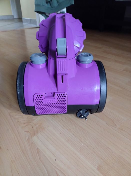 Sprzedam odkurzacz w dobrym stanie