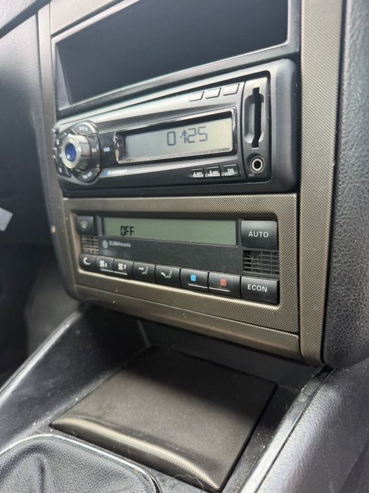 Volkswagen  Bora 1.9tdi