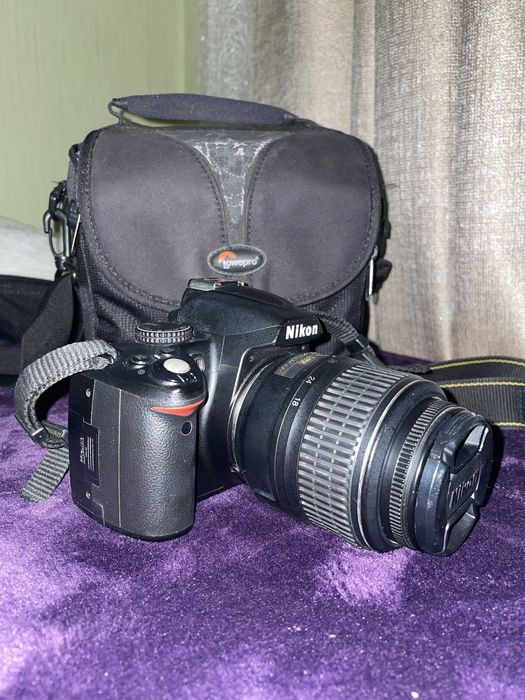 Фотоапарат nikon d3000