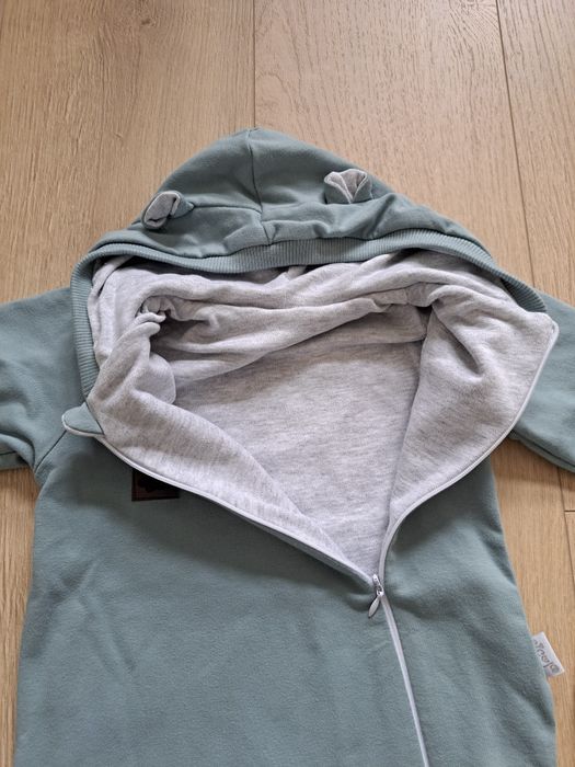 Komplet pajacyk dresowy czapka buciki Nicol 80