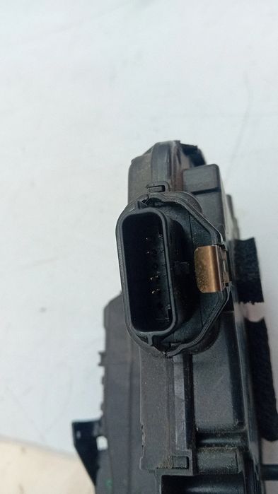 Fechadura / fecho porta trás direito RENAULT Clio IV (BH_)