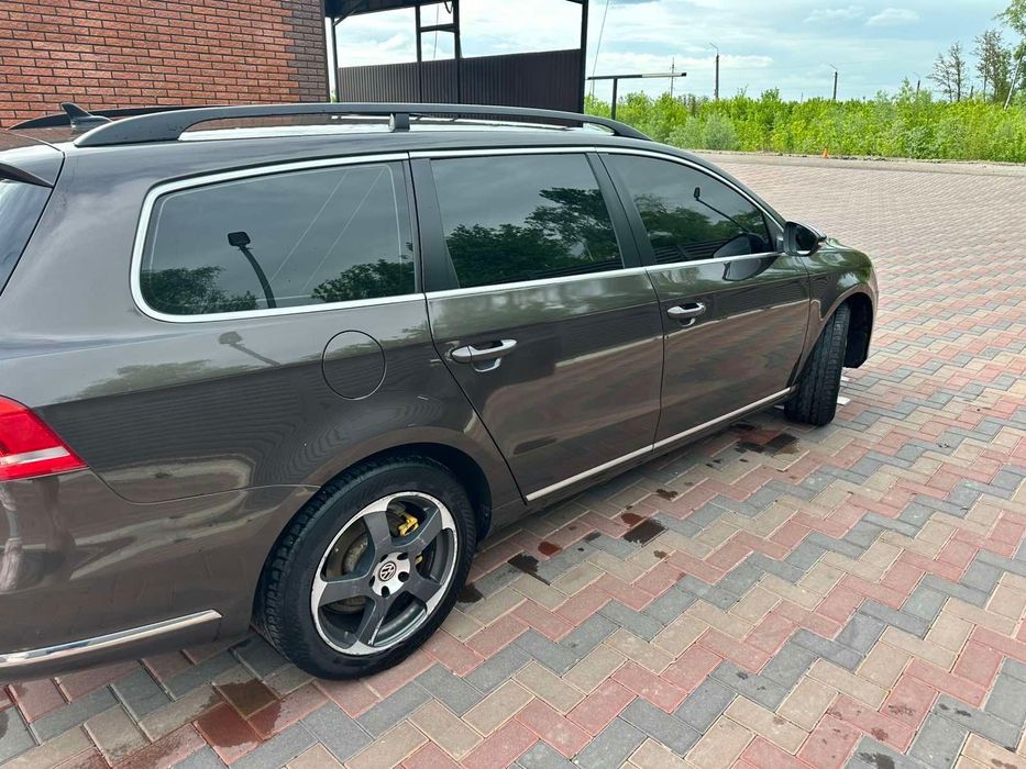 Автомобіль Volksvagen B 7