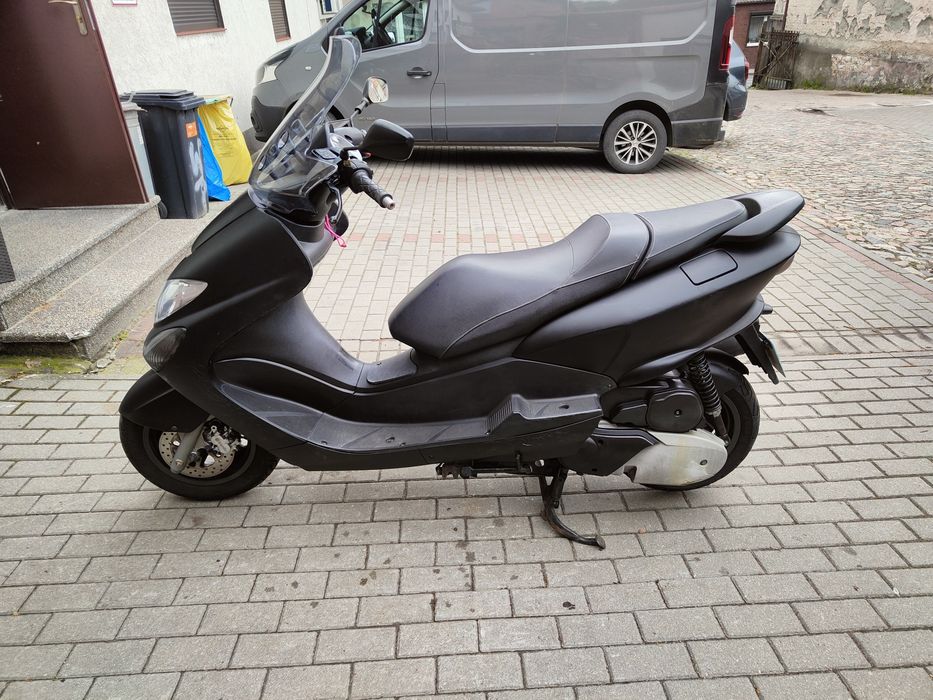 Yamaha Majesty 125 Transport