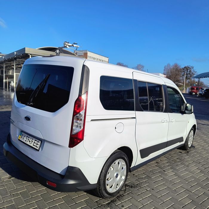 Продам авто Ford TOURNEO CONNECT 2013 р.в.