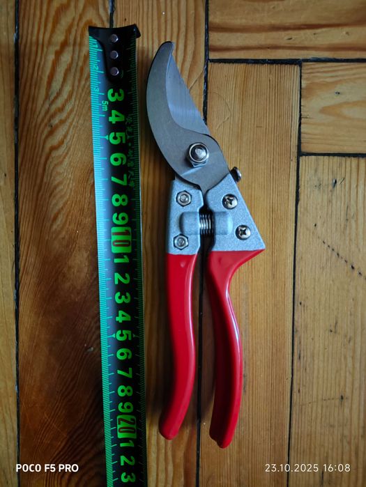 Секатори садові площинні, нові