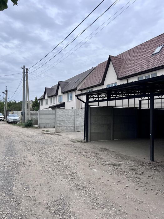 Продам 2х поверх.таунхаус Червоний Хутір Таїрова (198-826)