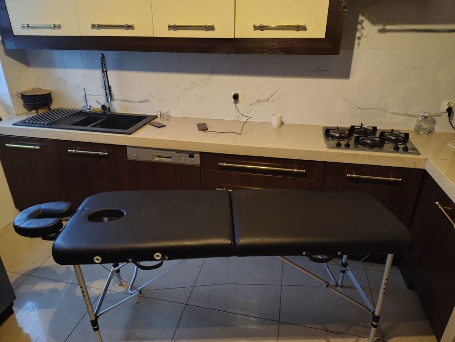 Przenośne łóżko do masażu